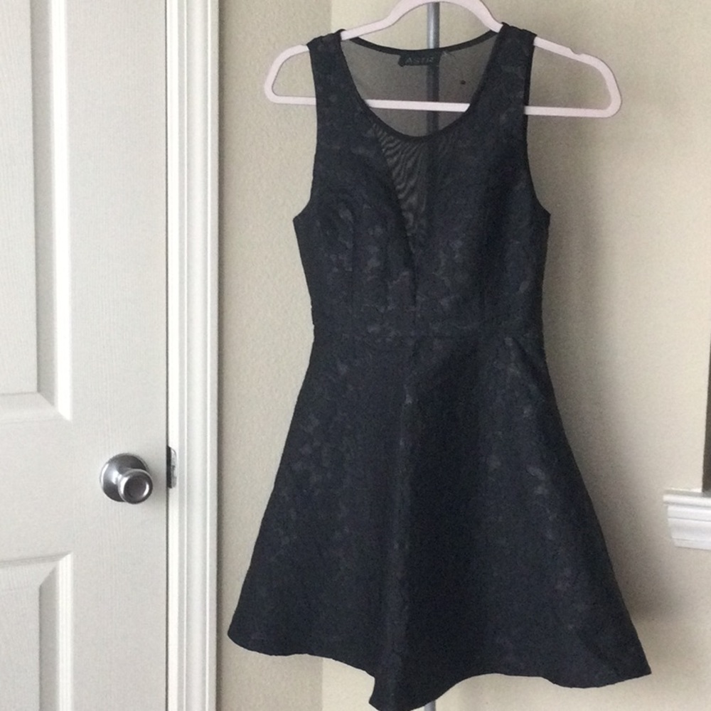 NWOT ASTR FIT AND FLARE DRESS XS